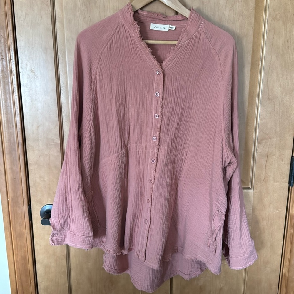 Leia n Co Tunic Button Down